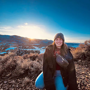 Meet your Posher, Maria pilar